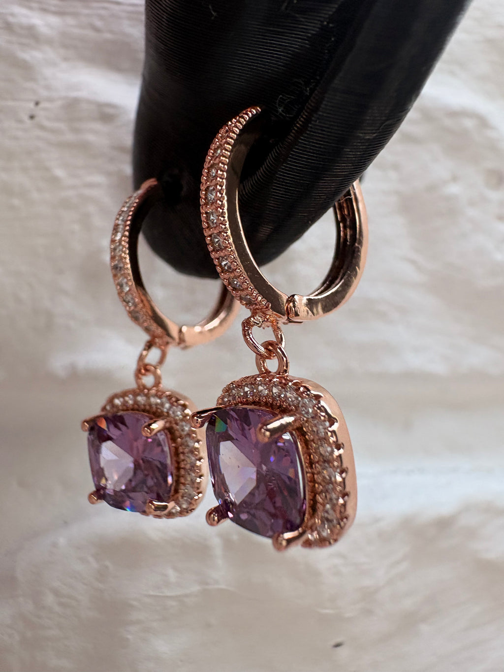 Ohrringe - mit Lila Zirkonia
