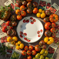 Teller mit Tomaten Sorten